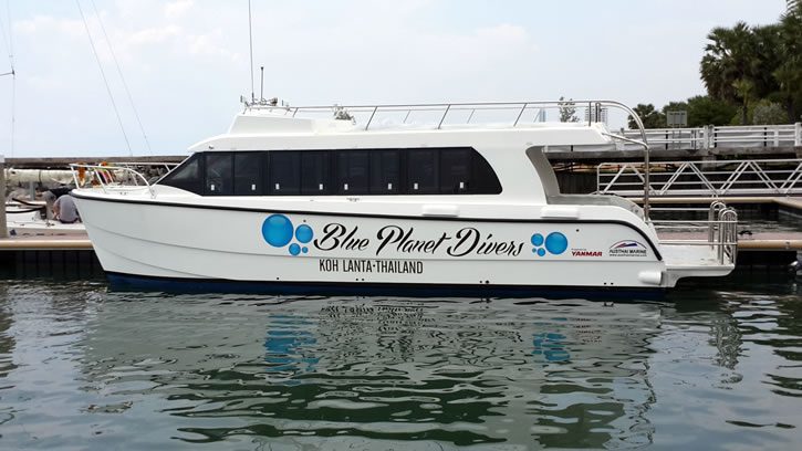 AusThai Marine - Thailand Power Boat & Catamaran Manufacturer